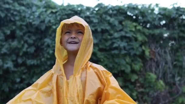 Little Boy Stands Rain Raincoat Summer Rain Drips Guy Raincoat — 비디오