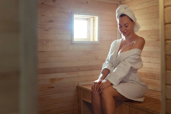 Beautiful Young Woman Relaxing Finnish Sauna — Stok fotoğraf