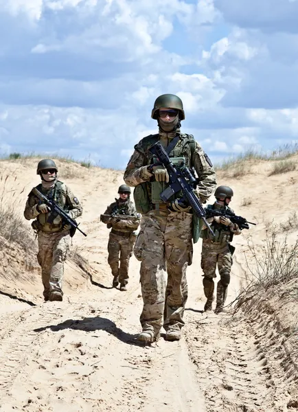 Patroling the desert — Stock Photo, Image