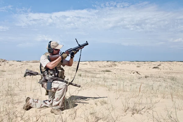 Grenade launcher — Stock Photo, Image