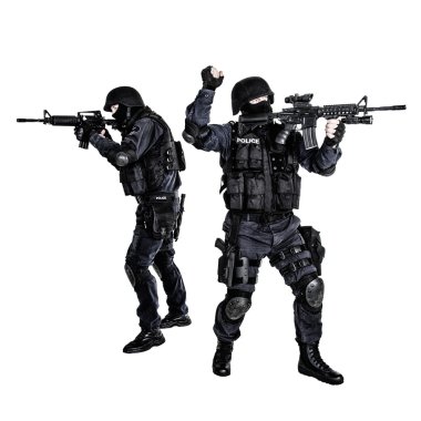 swat ekibi içinde hareket