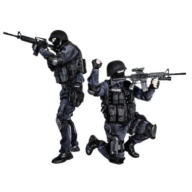 swat ekibi içinde hareket