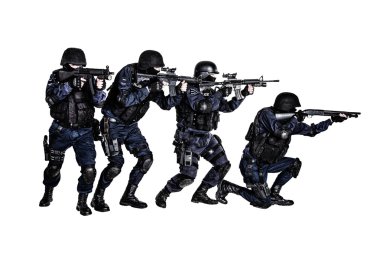 swat ekibi içinde hareket
