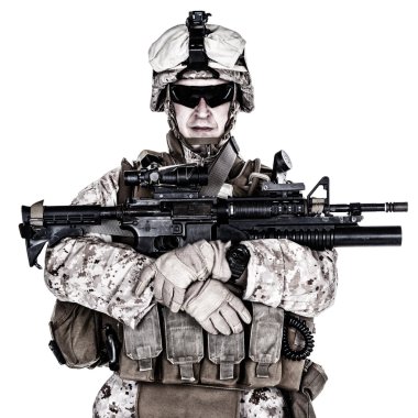 Bizi deniz studio beyaz zemin üzerine ateş