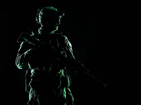 Ordu Özel Kuvvetlerinin Seçkin Askerleri Maske Gözlüklü Yüzü Savaş Miğferi — Stok fotoğraf