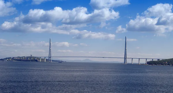 Мост на Русский остров , — стоковое фото