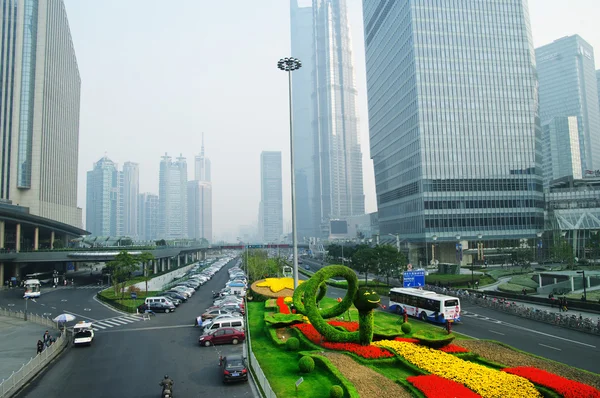 Shanghai - nov. 15.2013 weergave van wolkenkrabbers pudong — Stockfoto