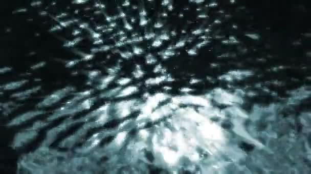 surface de l'eau - vagues - rayons 