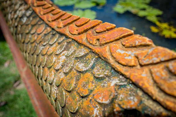 Details and fragments of old traditional buddhist temple in Thailand —  Fotos de Stock