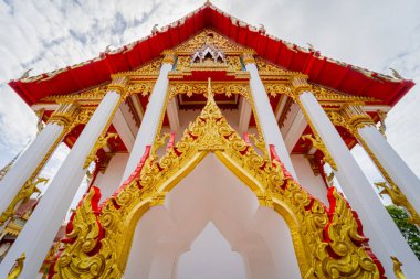 Tayland 'daki eski bir Budist tapınağı.