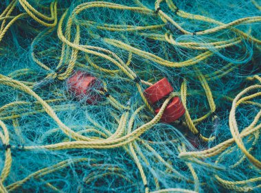 Kullanılan balık ağlarının ayrıntılı görünümü ve arkaplanı
