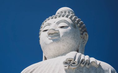 Tayland 'daki eski Budist tapınağının ayrıntıları ve parçaları.