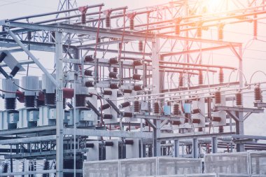 Yüksek voltajlı elektrik santrali akım alt istasyonu