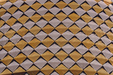 Üçgen ve bina hücreleriyle soyut geometrik arkaplan