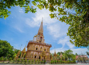 Tayland 'daki eski bir Budist tapınağı.