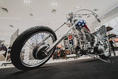 PHUKET, THAILAND - 29 MAYIS 2022: alışveriş merkezindeki Harley Davidson Butiği.