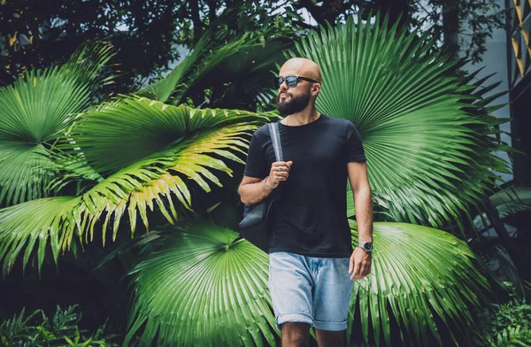 Portrait Fashion Young Man Beautiful Green Leaves Background Jungle — Stok fotoğraf