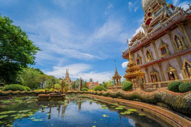 Tayland 'daki eski bir Budist tapınağı..