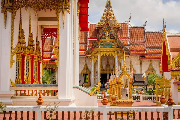 Παλιά Παραδοσιακή Βουδιστής Ναός Στην Ταϊλάνδη — Φωτογραφία Αρχείου