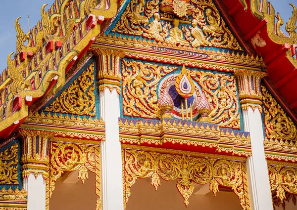 Detalhes Fragmentos Antigo Templo Budista Tradicional Tailândia — Fotografia de Stock