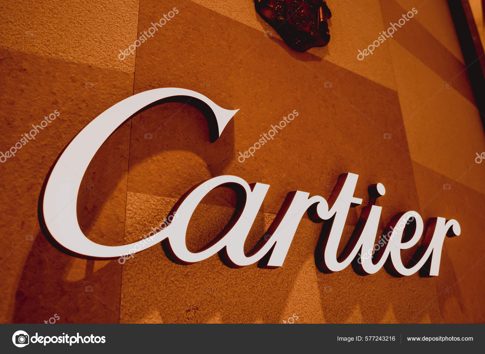 Phuket Thailand Maio 2022 Sinalizacao Logotipo Loja Varejo Marca Cartier Foto editorial Romaset 577243216