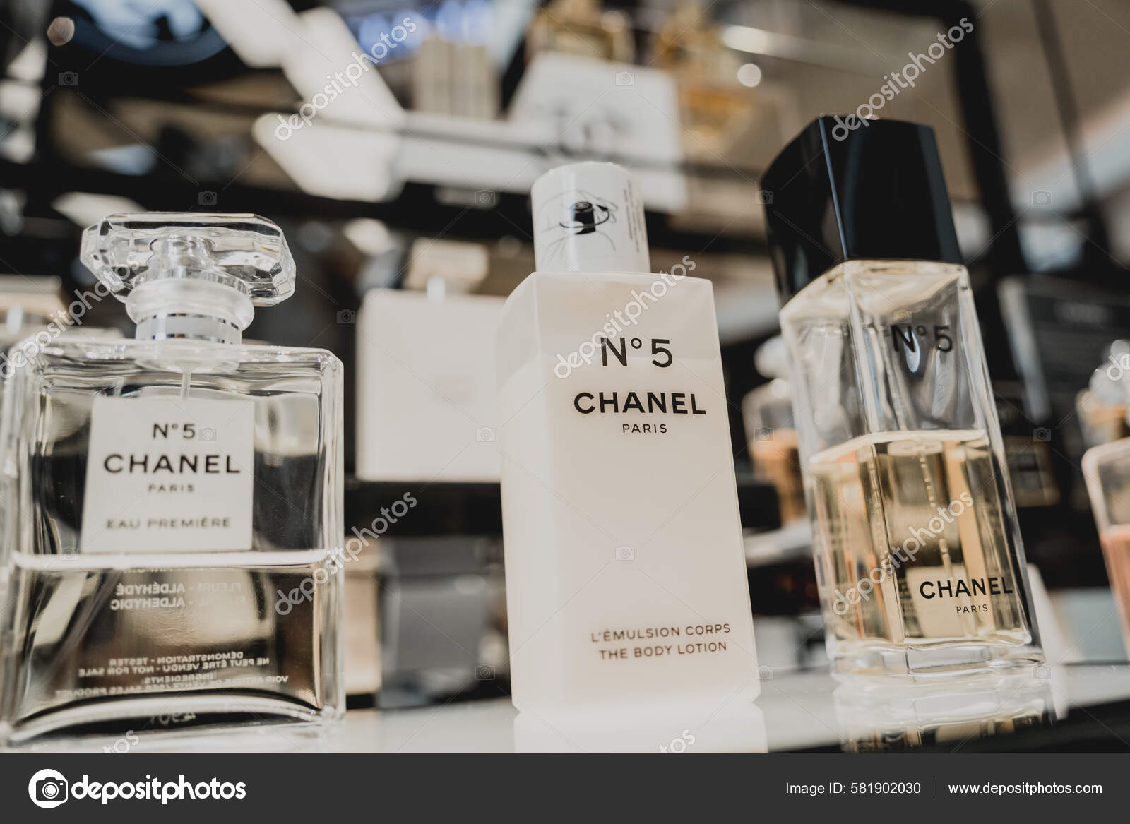 Phuket Thailand May 2022 Rows Chanel Brand Perfumes Case Supermarket –  Stock Editorial Photo © Romaset #581902030