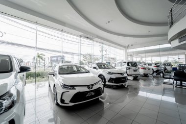 PHUKET, THAILAND - HAZİRAN 05, 2022: Otomobil galerisi Toyota.