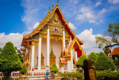 Tayland 'daki eski bir Budist tapınağı..