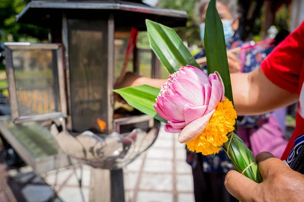 Ритуал Спалювання Пахощів Великому Тайському Храмі — стокове фото