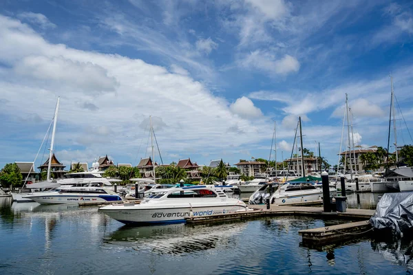 Phuket Tailandia Junio 2022 Yates Lujo Amarrados Puerto Deportivo Región — Foto de Stock