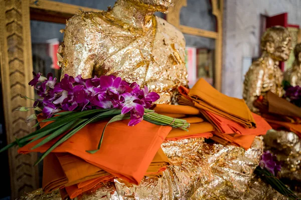 Μέσα Από Παλιό Παραδοσιακό Βουδιστής Ναός Στην Ταϊλάνδη — Φωτογραφία Αρχείου