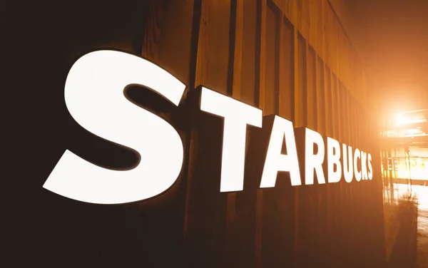 Пхукет Таиланд Мая 2022 Года Вывеска Логотипа Кофейни Starbucks Витрине — стоковое фото
