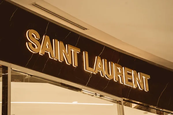 Пхукет Таиланд Мая 2022 Года Логотип Розничного Магазина Yves Saint — стоковое фото