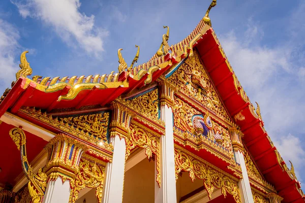 Detalhes Fragmentos Antigo Templo Budista Tradicional Tailândia — Fotografia de Stock