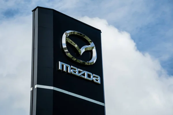 Phuket Thailand Junho 2022 Sinalização Com Logotipo Mazda Motor Corporation — Fotografia de Stock