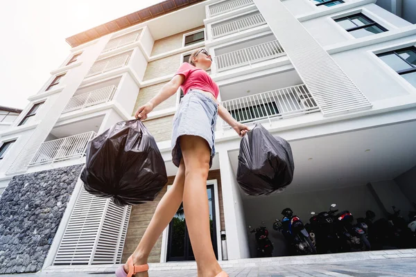 Young Beautiful Girl Takes Out Sorted Garbage House — Zdjęcie stockowe