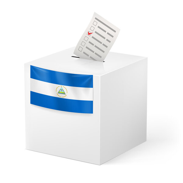 Избирательная урна с избирательным бюллетенем. Никарагуа

