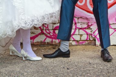 Gelin ve damat bacakları