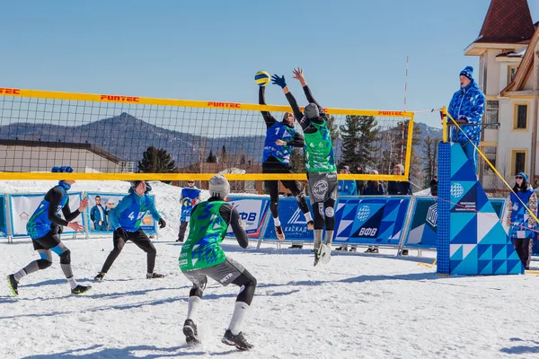 Sheregesh, Russian Federation - April 02, 2021: Russian volleyball championship in the snow. — Stock Photo, Image