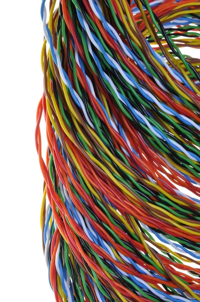 Fios coloridos torcidos em redes de comunicação de dados — Fotografia de Stock