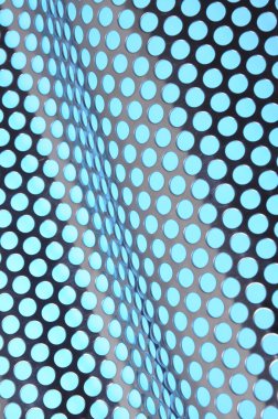 parlak oluklu levha yüzeyine delikleri