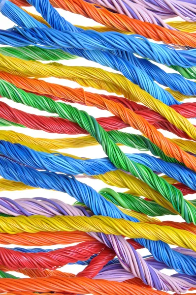 Çok renkli bilgisayar kablo demetleri — Stok fotoğraf