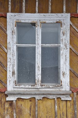 eski ahşap pencere