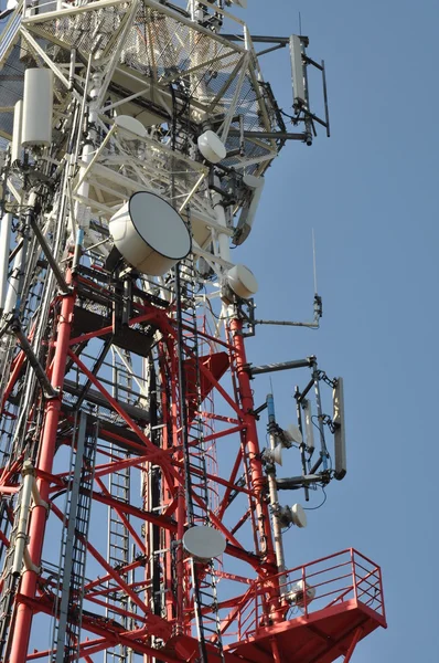 Telecommunicatie toren — Stockfoto