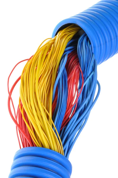 Kabloları ile mavi oluklu boru — Stok fotoğraf