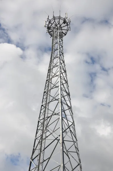 Torre de telecomunicações — Fotografia de Stock