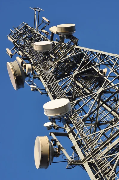 Torre de telecomunicações — Fotografia de Stock