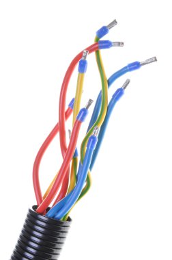 kabloları ile oluklu boru