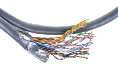 Telekomünikasyon ağ kablosu