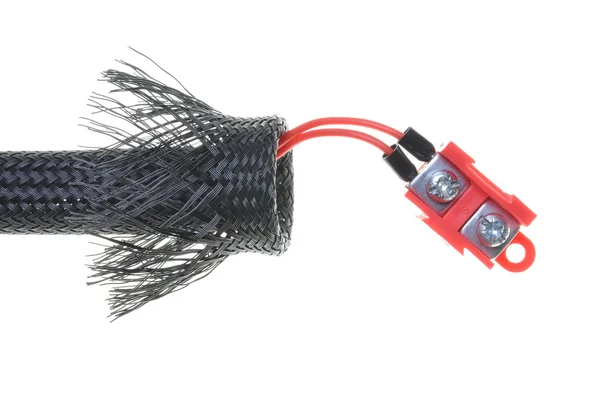 Прокладка электрических кабелей с клеммммой — стоковое фото